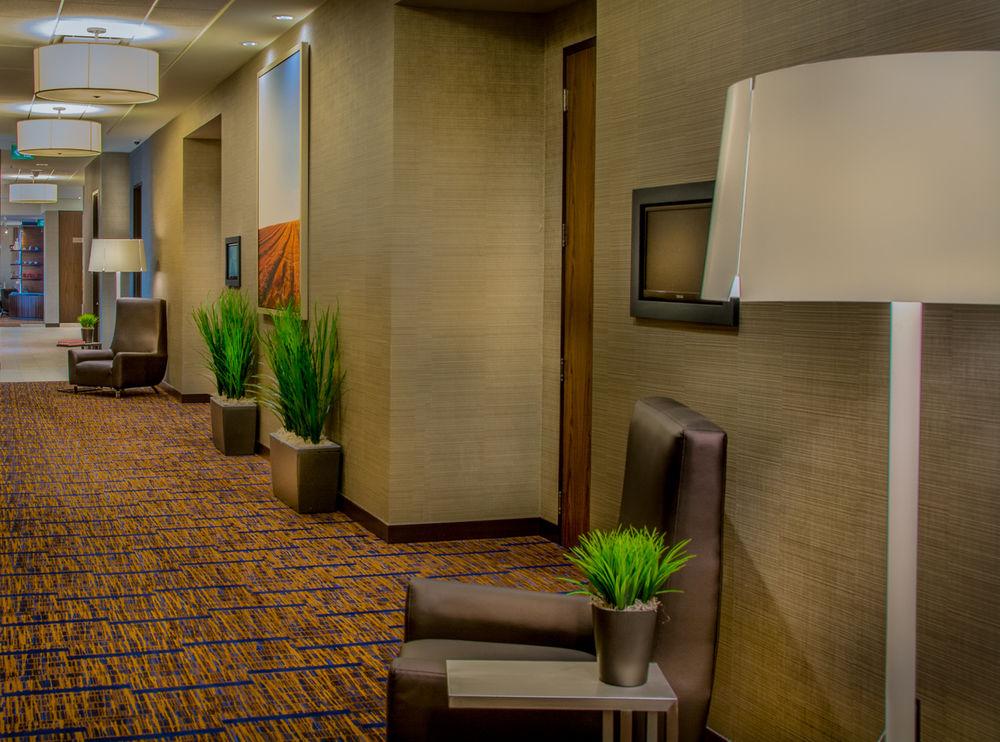 Courtyard By Marriott Winnipeg Airport מראה חיצוני תמונה