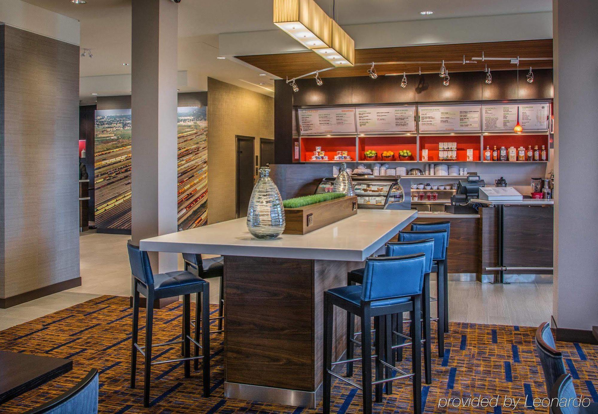 Courtyard By Marriott Winnipeg Airport מראה חיצוני תמונה